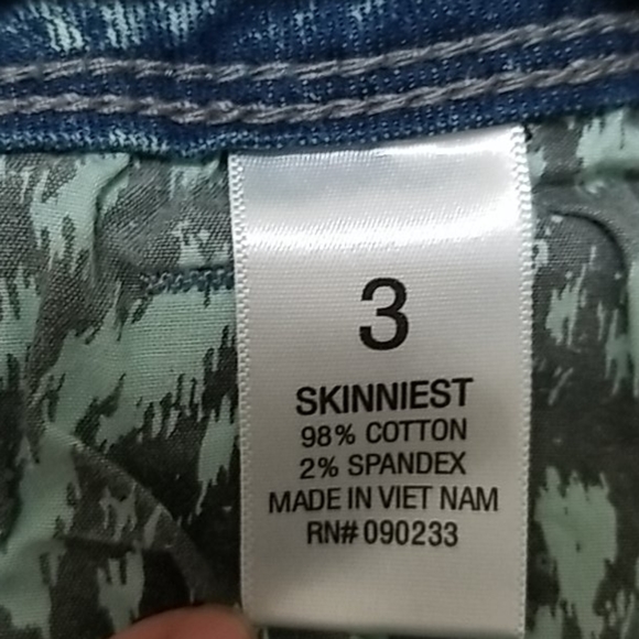 Size 3 Green Denim Jean (Skinny) - Picture 3 of 4